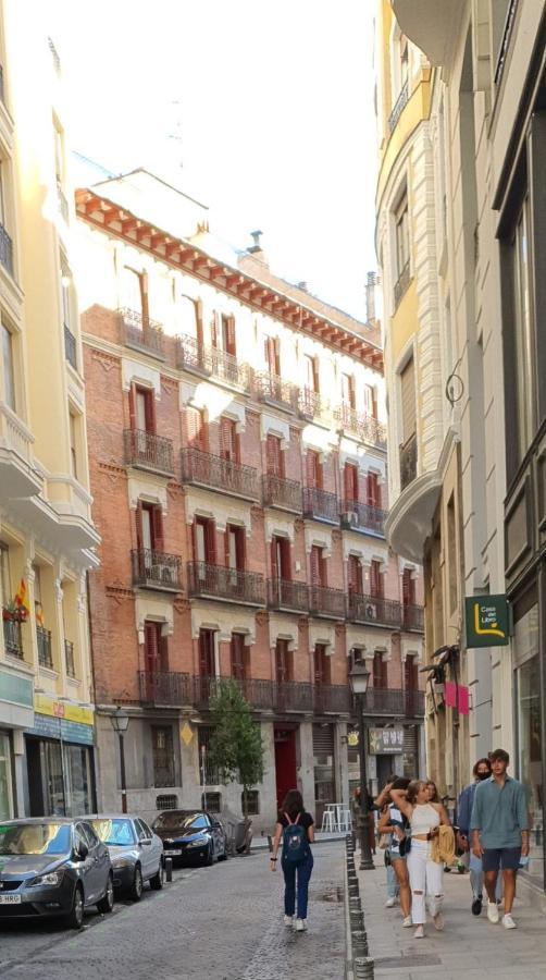 Gran Via. Salud. Puerta Del Sol. Callao. Madrid Eksteriør billede