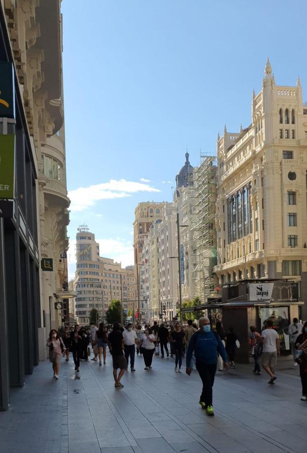 Gran Via. Salud. Puerta Del Sol. Callao. Madrid Eksteriør billede